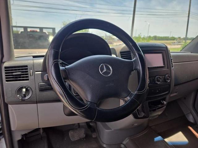 2011 Mercedes-Benz Sprinter 2500 Normal Roof