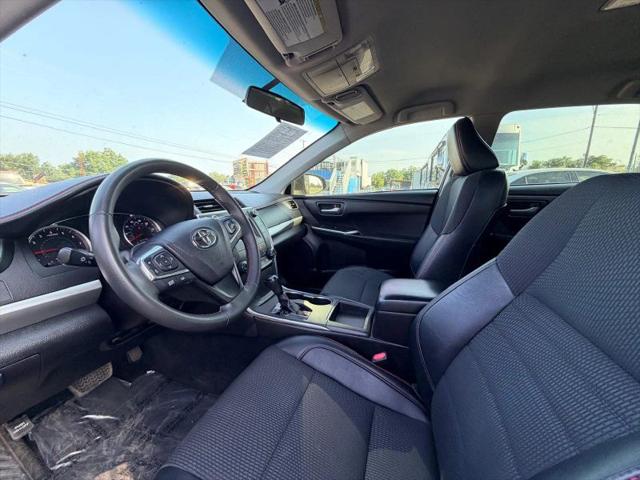 2017 Toyota Camry SE