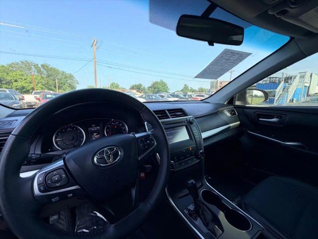 2017 Toyota Camry SE