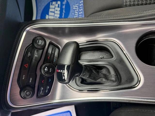 2017 Dodge Challenger SXT