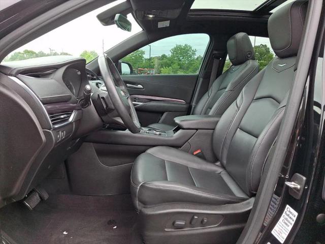 2023 Cadillac XT4 AWD Luxury