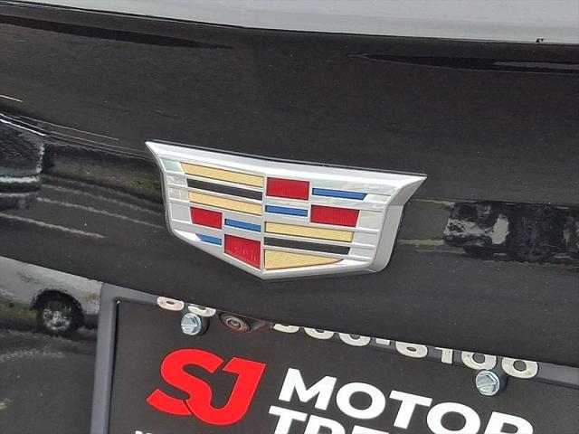 2023 Cadillac XT4 AWD Luxury