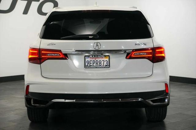 2018 Acura MDX w/Technology Package & AcuraWatch Plus Pkg