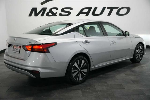 2021 Nissan Altima SV FWD