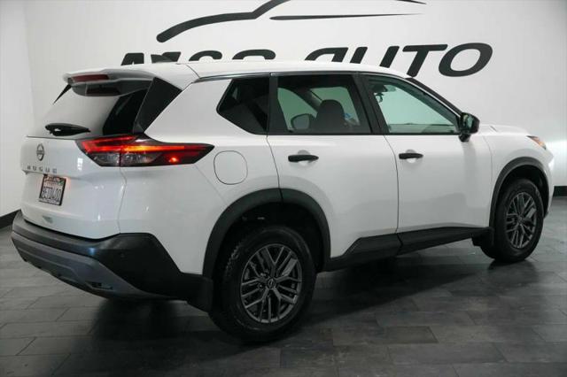 2023 Nissan Rogue S FWD