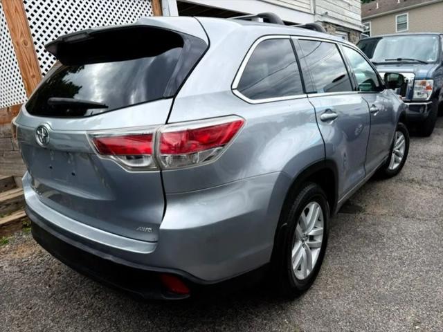 2016 Toyota Highlander LE Plus V6