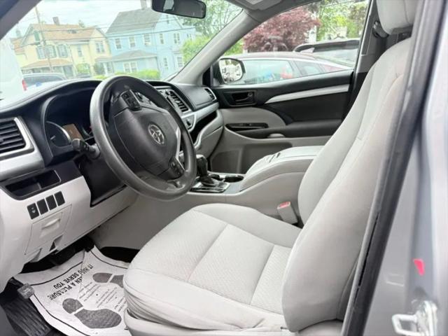 2016 Toyota Highlander LE Plus V6