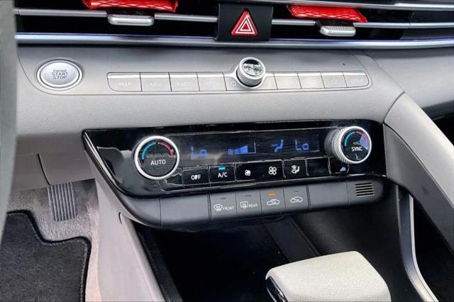 2024 Hyundai Elantra SEL
