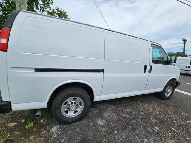 2023 Chevrolet Express Cargo Van RWD 3500 Regular Wheelbase WT