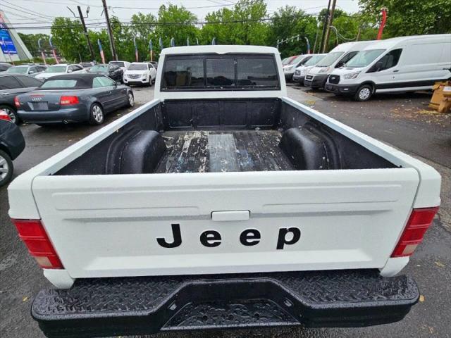 1992 Jeep Comanche Base