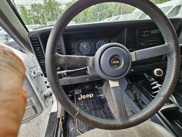 1992 Jeep Comanche Base