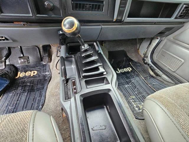 1992 Jeep Comanche Base