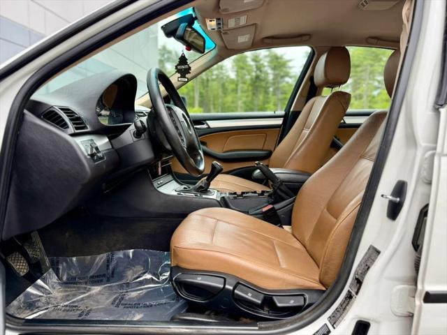 2004 BMW 325xi 325xi
