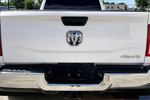 2021 Ram 3500 Tradesman Crew Cab 4x4 8' Box