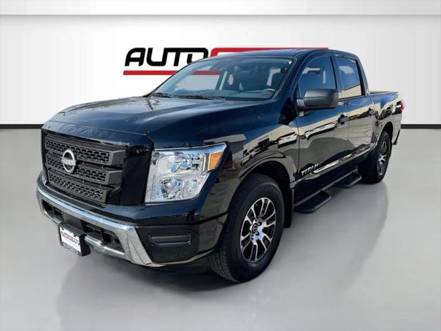 2024 Nissan Titan Crew Cab SV 4x2