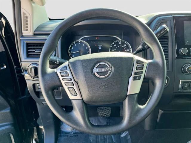 2024 Nissan Titan Crew Cab SV 4x2