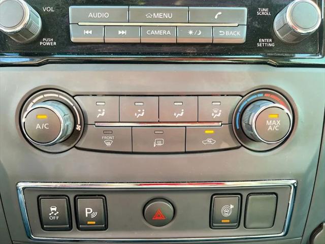 2024 Nissan Titan Crew Cab SV 4x2