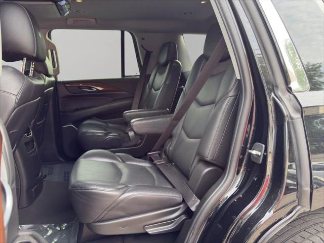 2020 Cadillac Escalade 2WD Standard