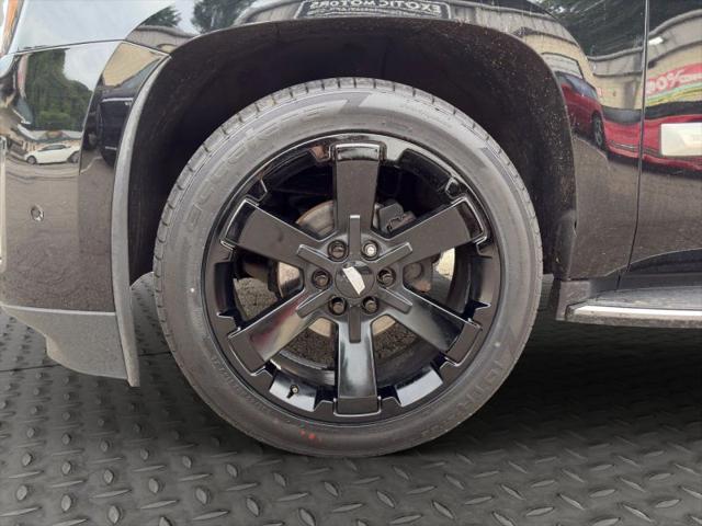2020 Cadillac Escalade 2WD Standard