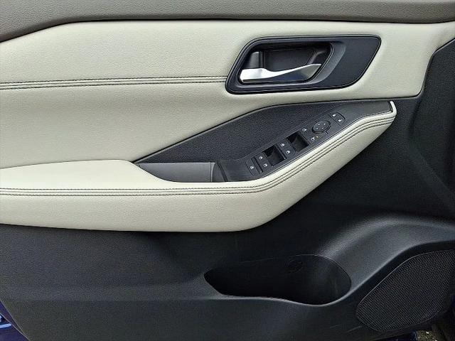 2022 Nissan Rogue SV Intelligent AWD