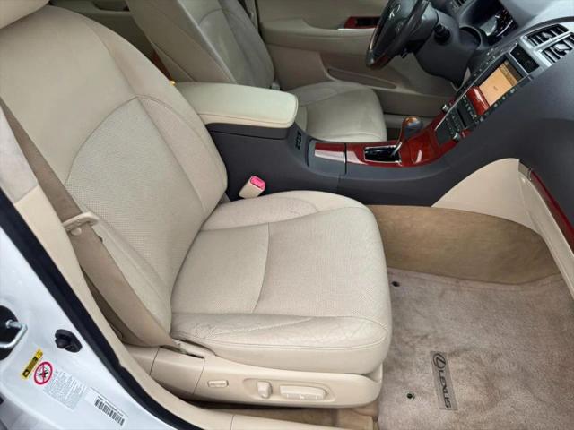 2011 Lexus ES 350 350