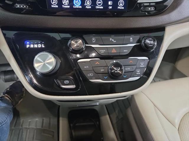 2017 Chrysler Pacifica Touring-L Plus