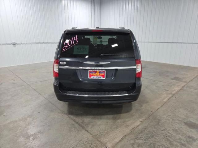 2014 Chrysler Town & Country Touring-L
