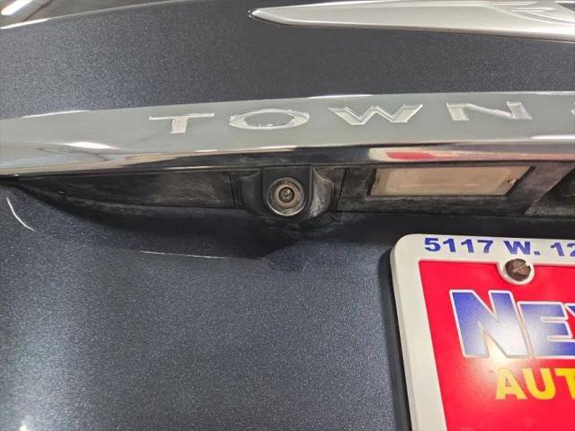2014 Chrysler Town & Country Touring-L