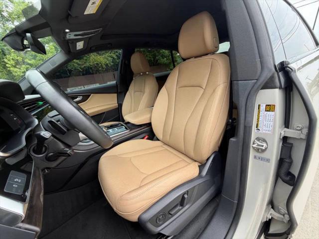 2022 Audi Q8 Premium Plus 55 TFSI quattro Tiptronic
