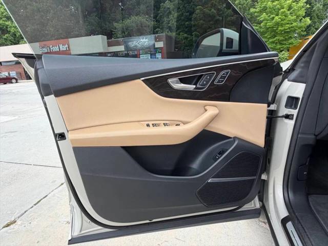 2022 Audi Q8 Premium Plus 55 TFSI quattro Tiptronic