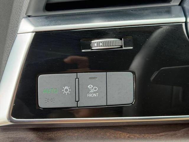 2022 Audi Q8 Premium Plus 55 TFSI quattro Tiptronic