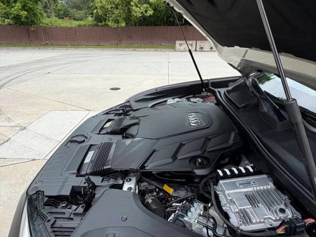2022 Audi Q8 Premium Plus 55 TFSI quattro Tiptronic