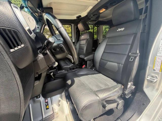 2012 Jeep Wrangler Unlimited Sahara