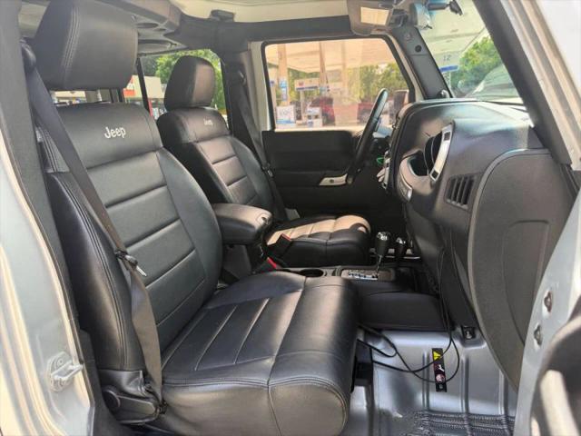 2012 Jeep Wrangler Unlimited Sahara