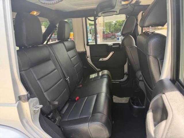 2012 Jeep Wrangler Unlimited Sahara