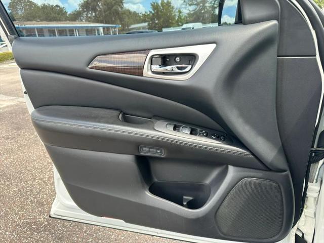 2014 Nissan Pathfinder Platinum