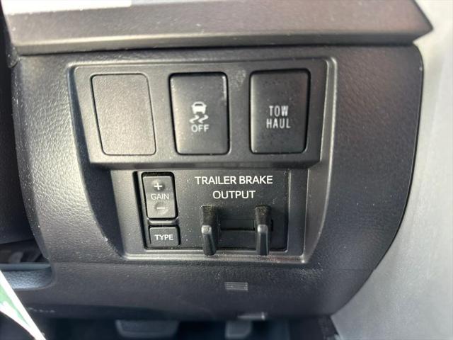 2016 Toyota Tundra SR5 5.7L V8