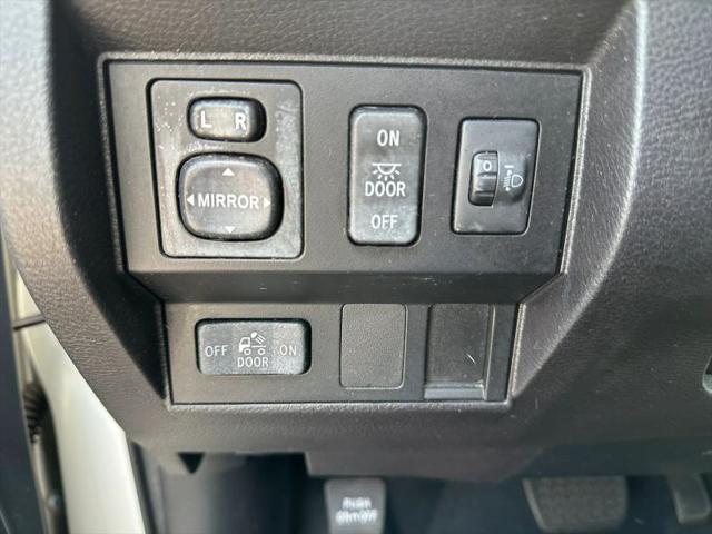 2016 Toyota Tundra SR5 5.7L V8