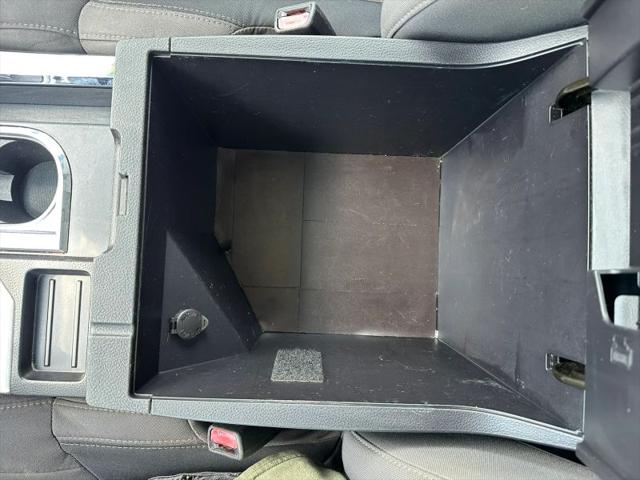 2016 Toyota Tundra SR5 5.7L V8