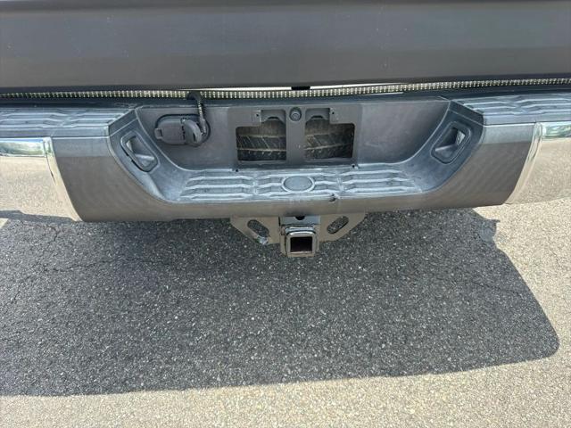 2016 Toyota Tundra SR5 5.7L V8
