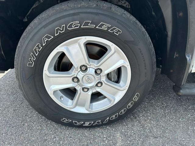 2016 Toyota Tundra SR5 5.7L V8