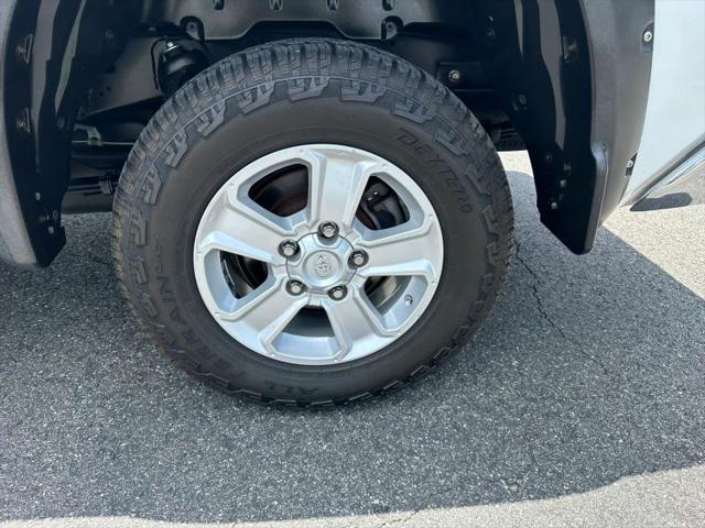 2016 Toyota Tundra SR5 5.7L V8