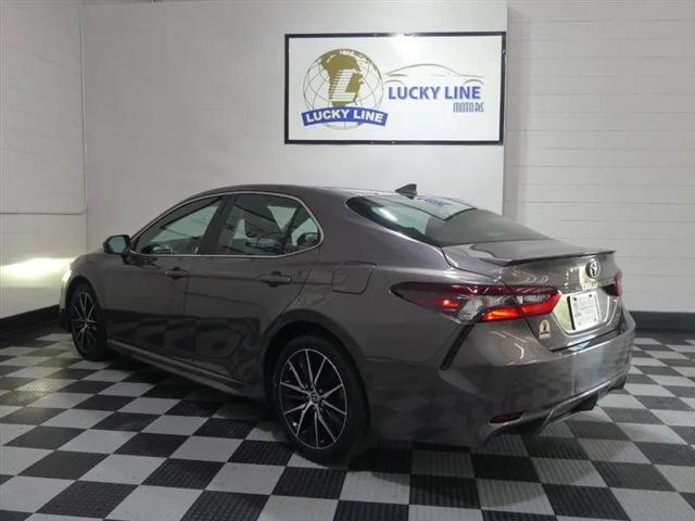 2021 Toyota Camry SE