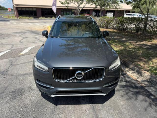 2017 Volvo XC90 T6 Momentum