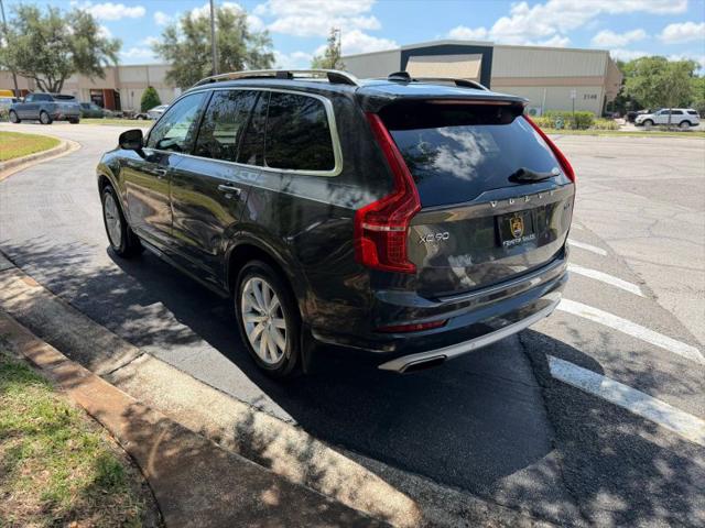 2017 Volvo XC90 T6 Momentum