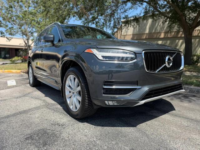 2017 Volvo XC90 T6 Momentum