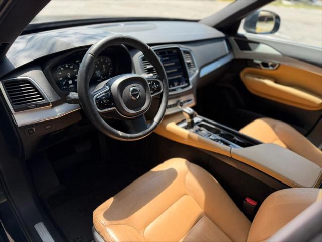 2017 Volvo XC90 T6 Momentum