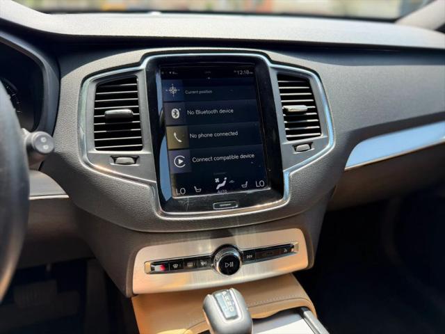 2017 Volvo XC90 T6 Momentum