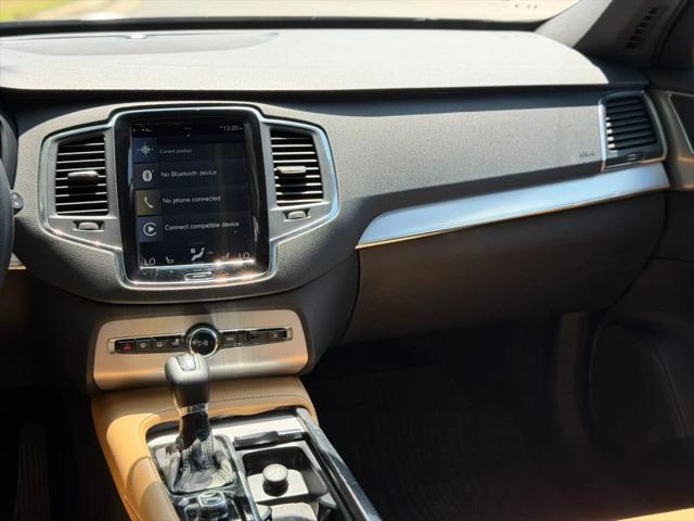 2017 Volvo XC90 T6 Momentum