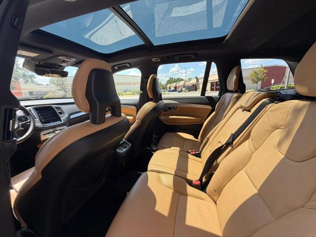 2017 Volvo XC90 T6 Momentum
